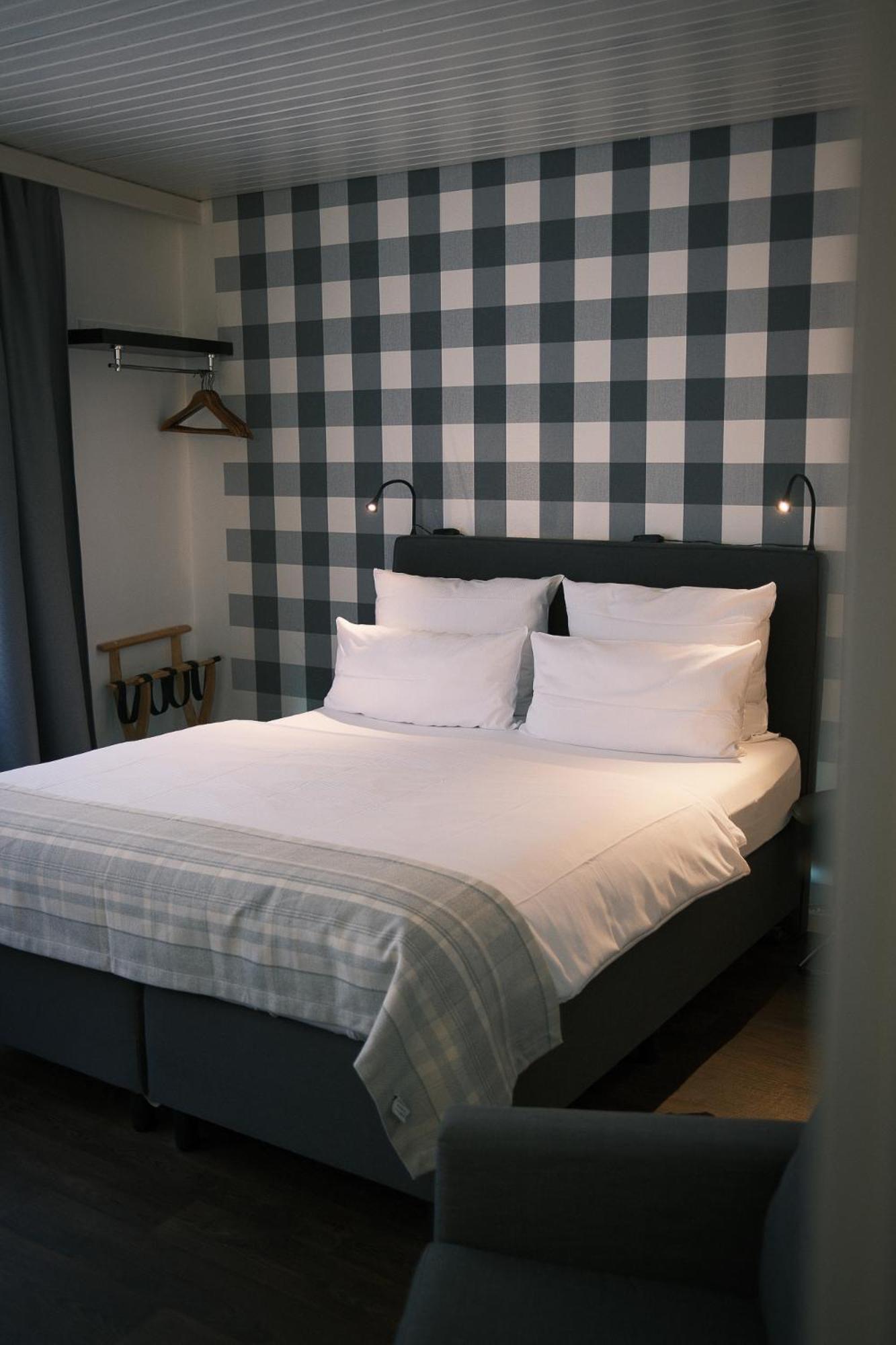 Kreuzblume Hotel & Weinstube 프라이부르크 임 브리스가우 외부 사진